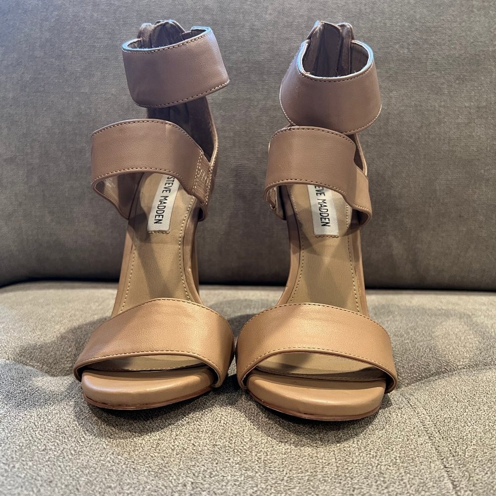 Steve Madden Tan Thick Strap Heels